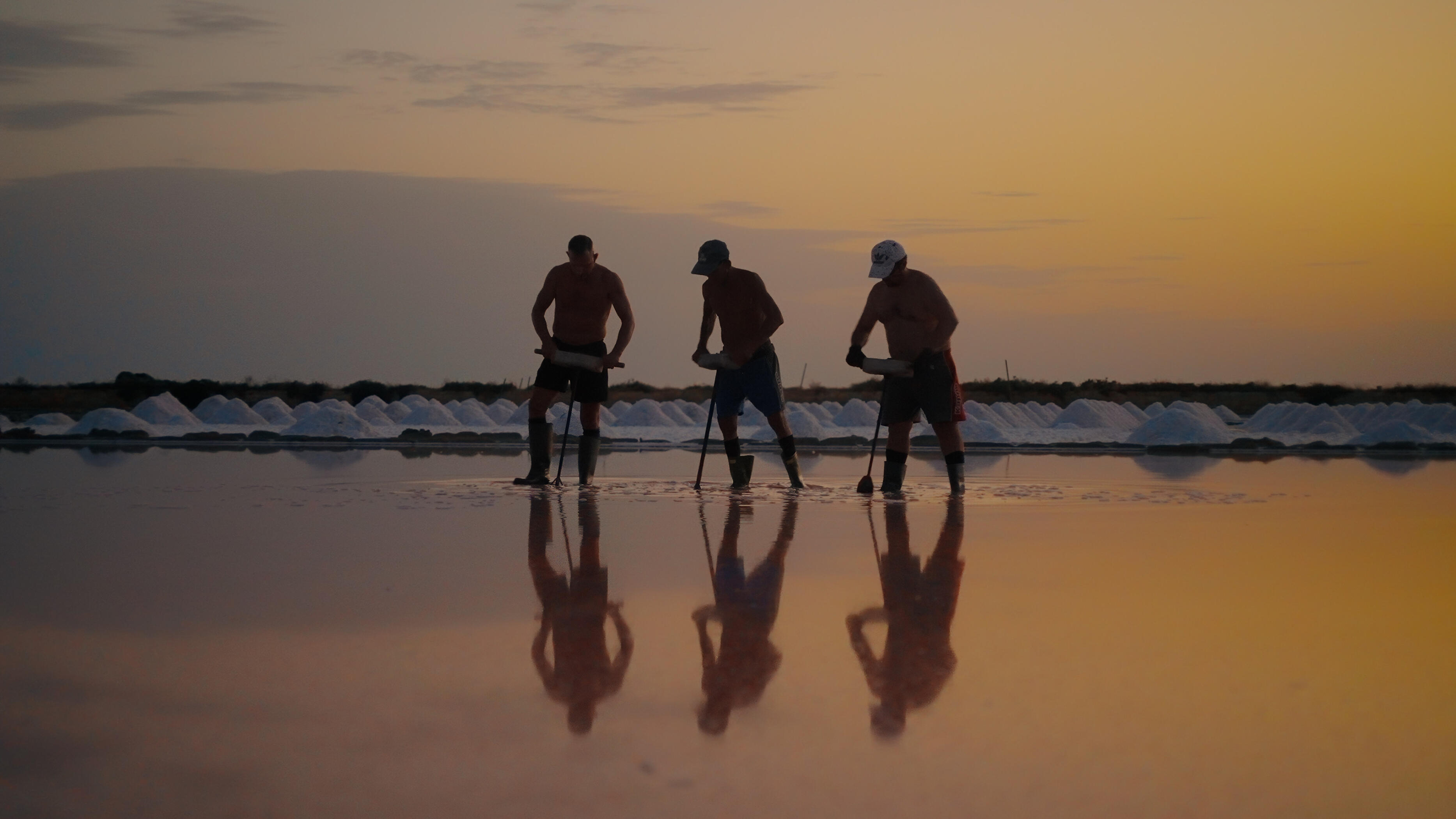 Lu Salinaru Short documentary, directed by Alessandro Montalbano. DOP Artūrs Šulbergs. Shot in Saline di Marsala, Trapani, Sicily.