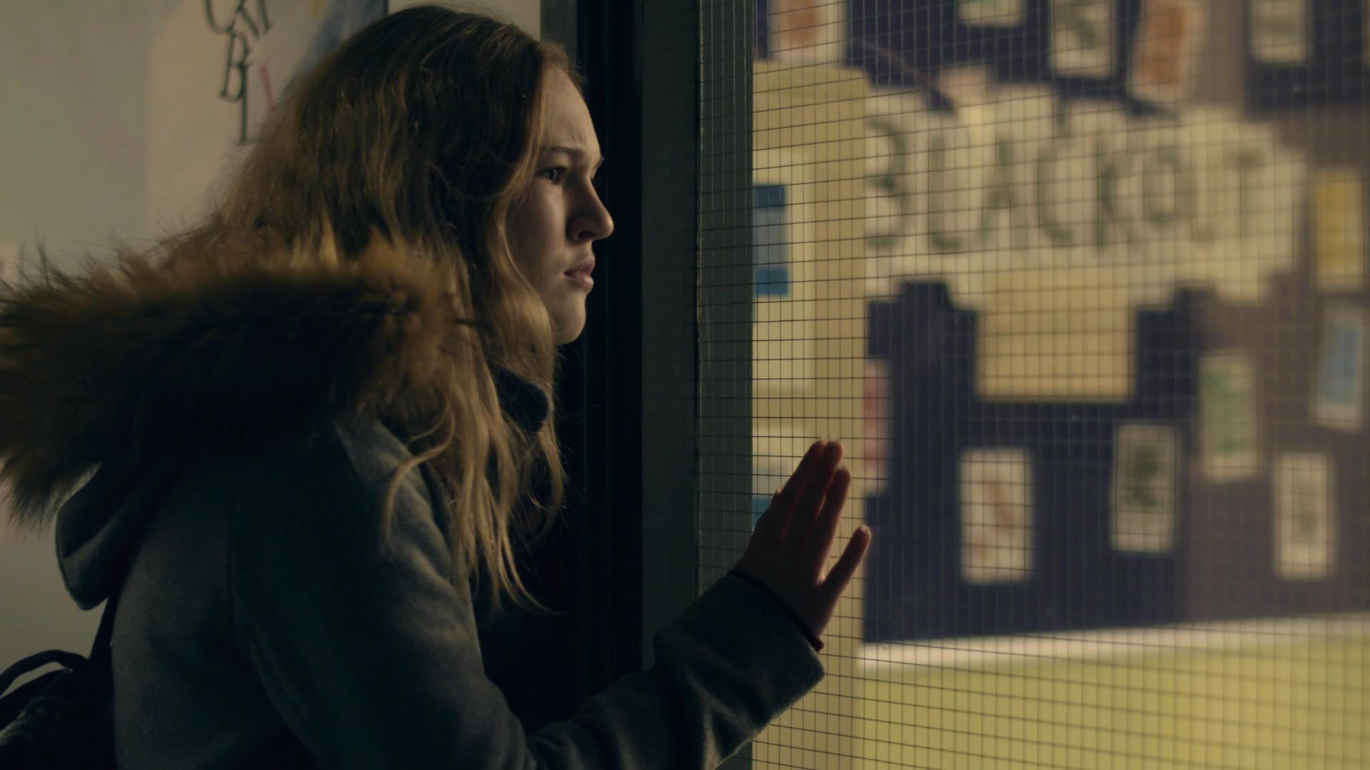 Short fiction film Ivy (2018). Directed by Directed & cinematography by Danae Islas & Arturs Sulbergs / Artūrs Šulbergs. Made at UCA / University for the Creative Arts, Film production course.