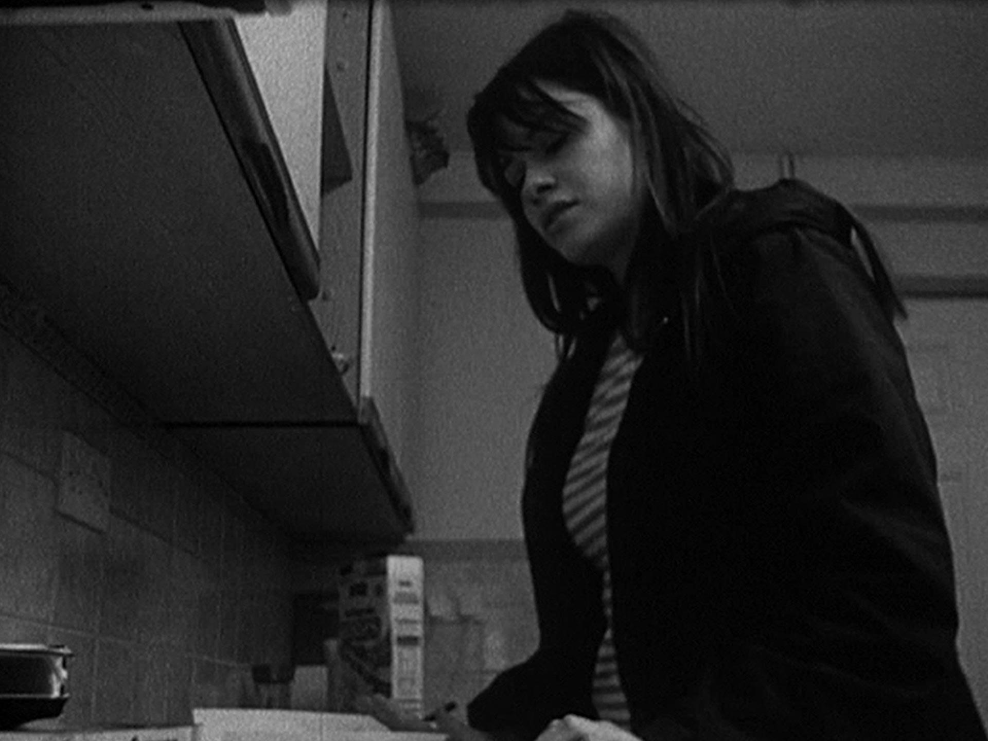 Blinders short film Directed by Alex Watson. DOP Arturs Sulbergs / Artūrs Šulbergs. Short fiction film Blinders (2016). Made at UCA Film school / University for the Creative Arts. Shot on 16mm Kodak film on Bolex.